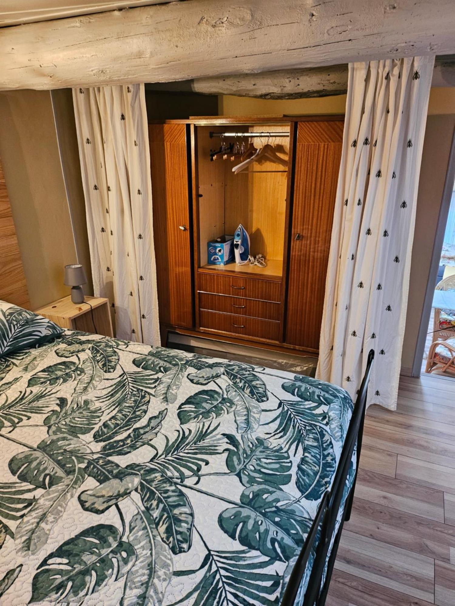 La Petite Maison Céreste Eksteriør billede